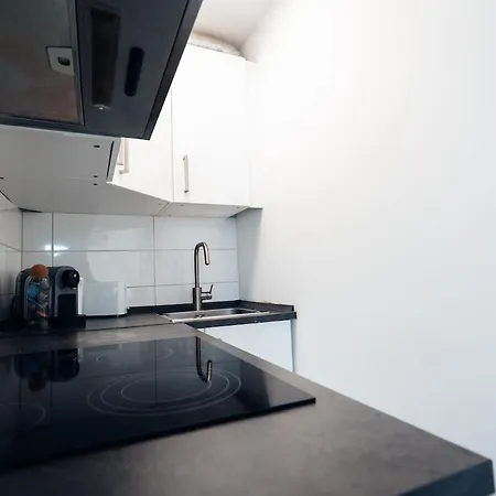 1 Bedroom - Zentral - Business - Wifi - Kueche - Netflix - Parkhaus * 威斯巴登